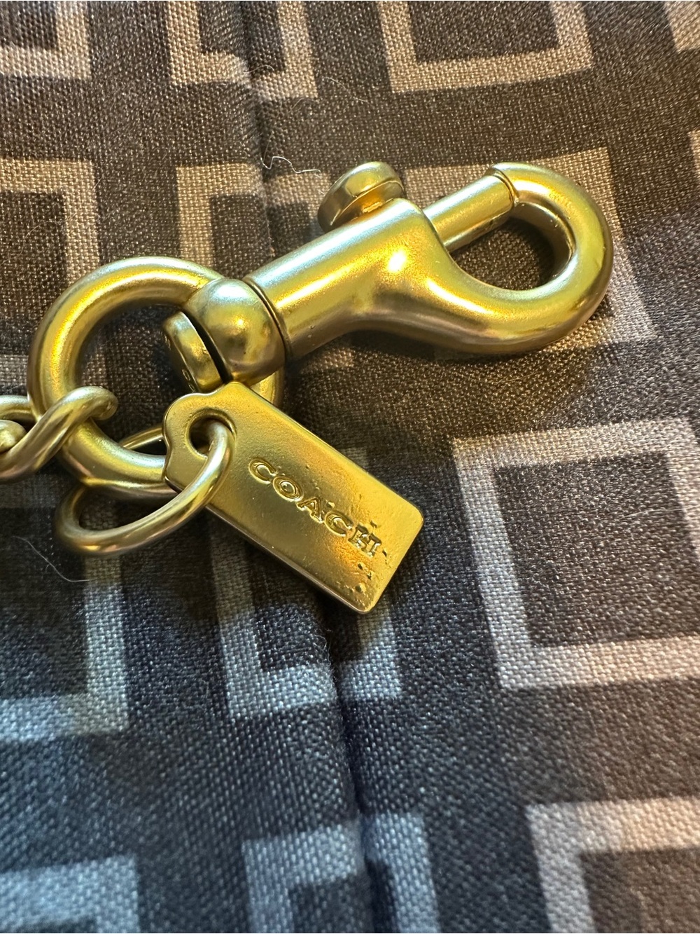 Coach Gold-tone Logo Tag Keychain Charm - Picture 3 of 11